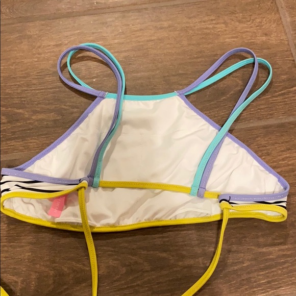 VS Bikini - Picture 3 of 3